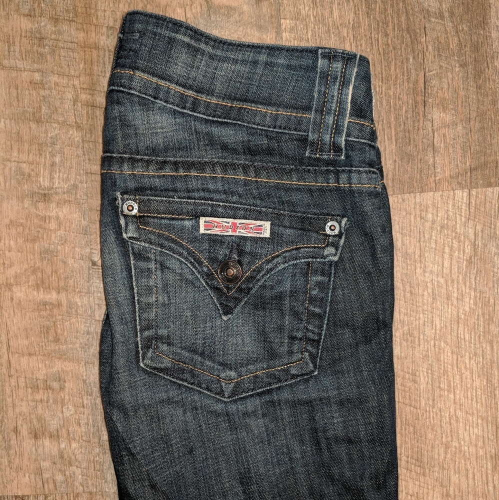 25 Hudson skinny jeans